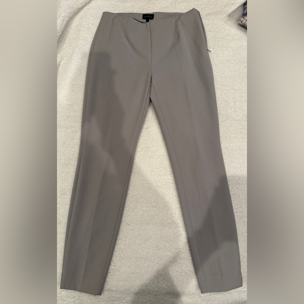 White House Black Market gray skinny pants